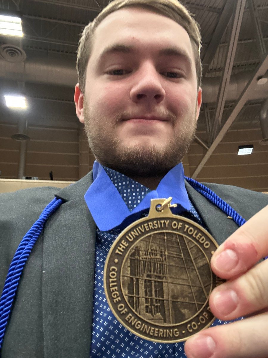 Congratulations to our graduating brothers for getting their iron ring at the order of the engineer ceremony on Friday!