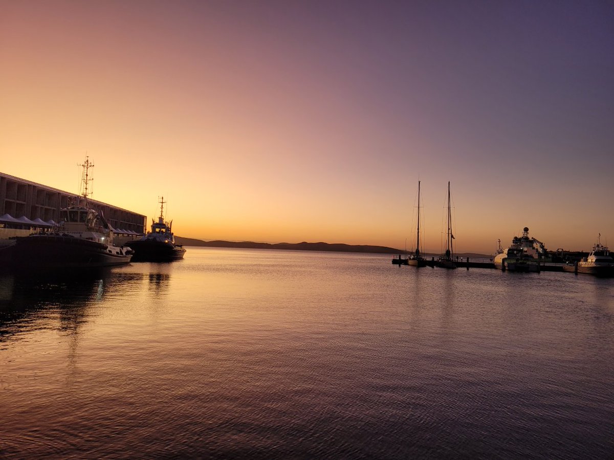 Exciting week ahead in Hobart for the 12th <a href="/FIRN_AUS/">FIRN</a> Annual conference <a href="/UTAS_/">University of Tasmania</a>  <a href="/IMASUTAS/">IMAS</a> . A three and a half day program of old friends with new papers and PhD students and new hires with even newer papers from all areas. And then some fun .. #FIRN2023

firn.org.au/research/annua…