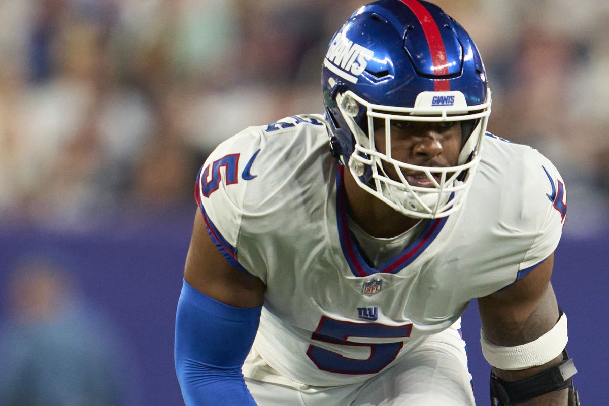 ThisIsNotZain's tweet photo. Kayvon "He's a Bust" Thibodeaux

11 Games this season

10.5 Sacks

1st Pass Rusher with double digit sacks under a Wink Martindale defense.

Future All Pro. https://t.co/A7k4B4LEy4