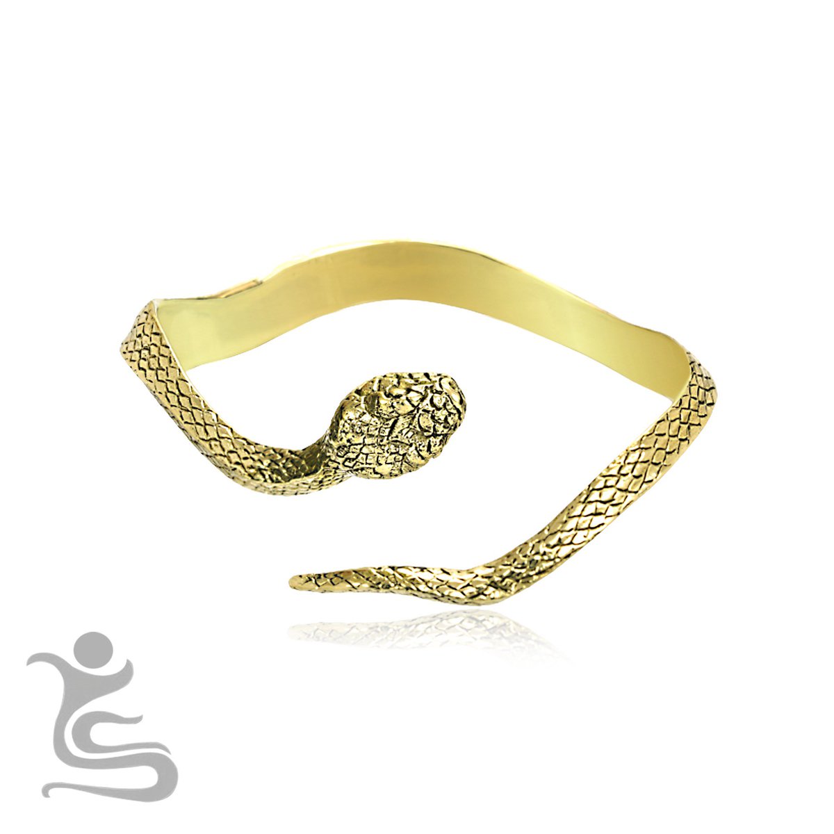 indahsilverbali's tweet photo. This Snake Bangle is one of our best client picks for order #indahlunabali #brassbangle #ukmbali #balijewelrymanufacturer #wholesale https://t.co/gcMSMrHxme