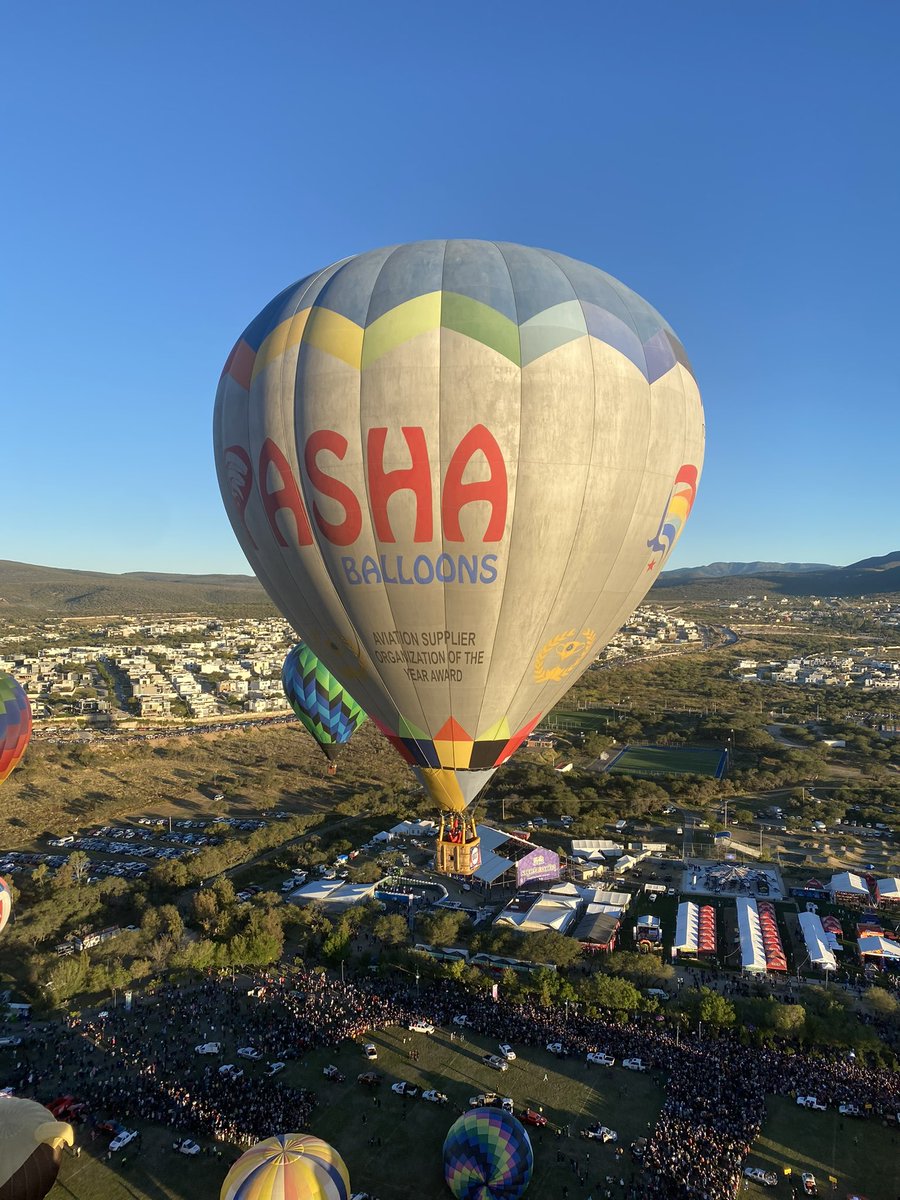 PashaBalloons tweet media