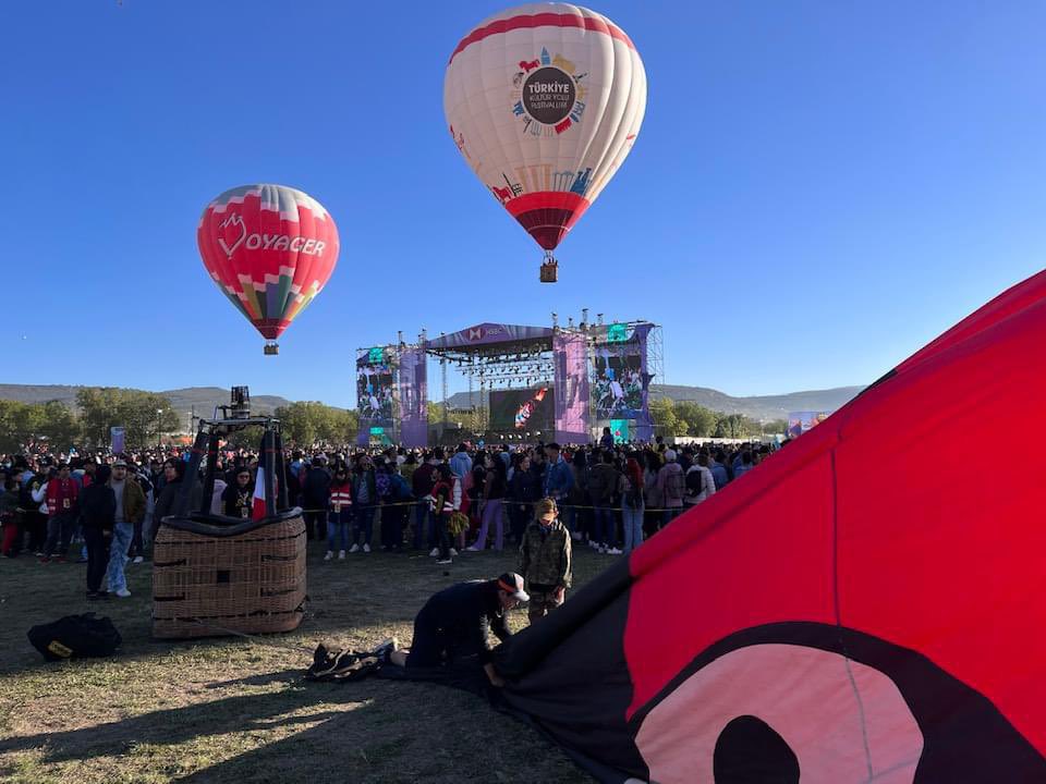 PashaBalloons tweet media