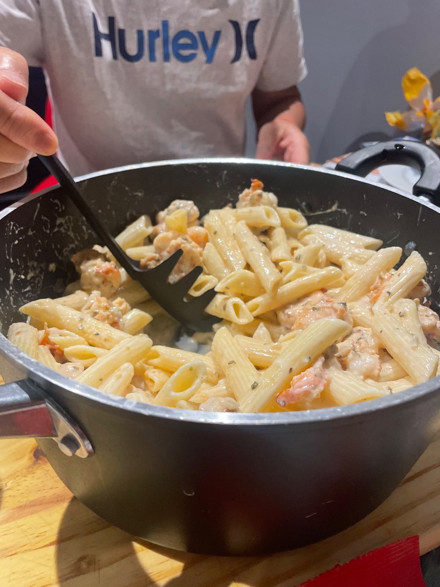 micajorges's tweet photo. #offstudy o que vocês amam fazer e usam como válvula de escape para a rotina de estudos?
eu: cozinhar ❤️ https://t.co/9dYGTeiVYw