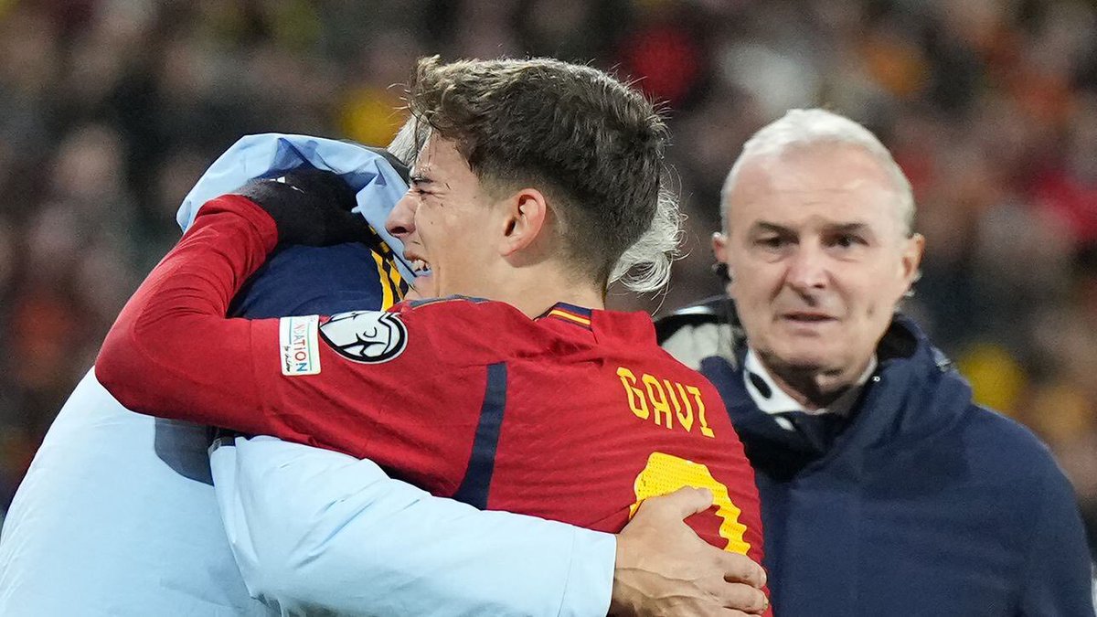 FrenchFCB's tweet photo. ‼️ BREAKING : Gavi s’est déchiré les ligaments croisés. Absence de 6 à 8 mois, fin de saison. @diarioas 🚨 https://t.co/GeB8NCTfrm