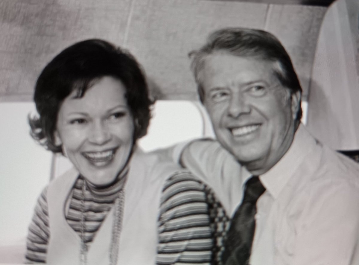 #SundayMorning #SundayTODAY Today we honor Respect & send loving memories to Amer beautiful FLOTUS Rosalynn Carter wife of 39th Pres. Jimmy Carter, Rosalynn passed away at the age of 96! & had been married 77yrs to JC! RiP Rosalynn you'll be missed💔💔 RIP