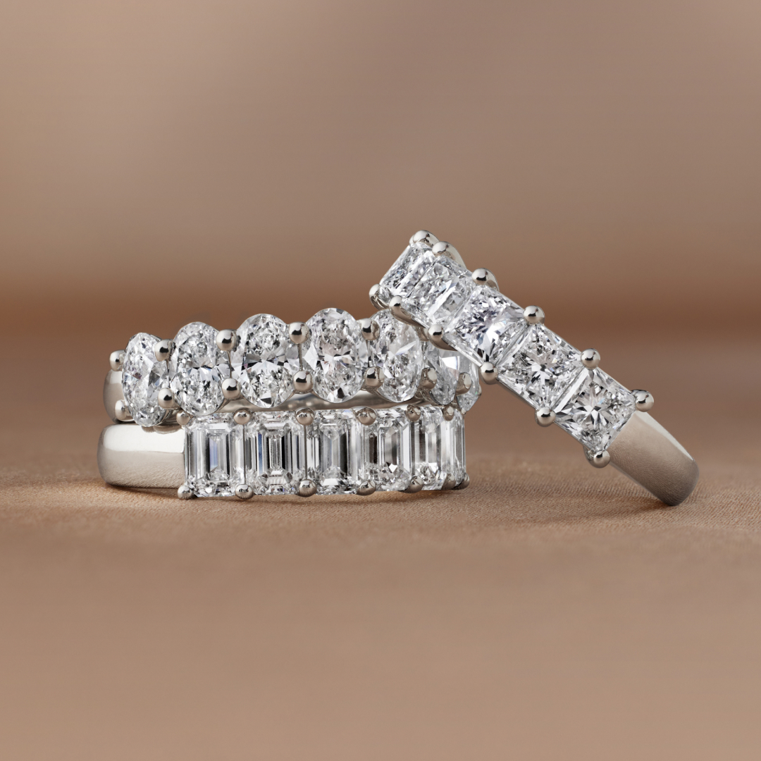 Black Friday has begun! ✨ Don't miss this rare opportunity to save on diamond sparkle ⏳ 

Link in bio to shop the sale