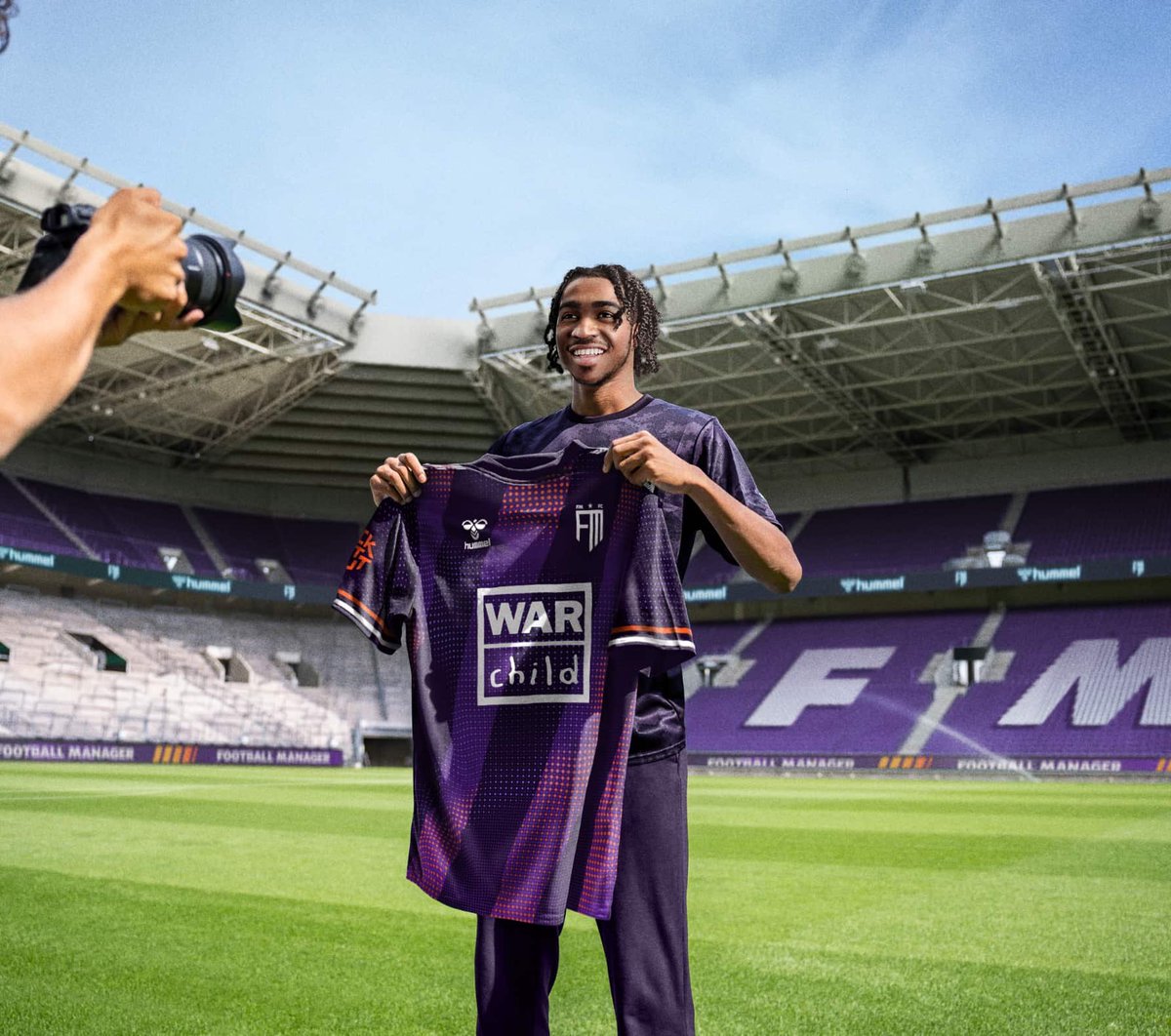 nocontextfm1's tweet photo. Giving away ANOTHER copy of Football Manager 2024:

To enter: 

1) Retweet
2) Follow @secretshirtco and @NoContextGTAVI 

Winner announced Wednesday! ❤️ https://t.co/JMRkzH8tZl