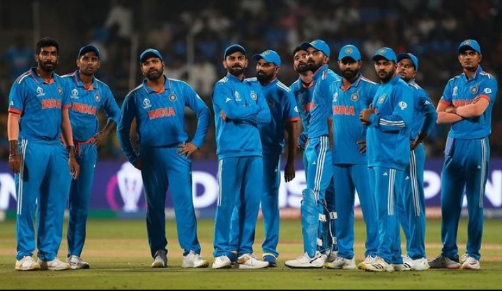 ainan_07's tweet photo. So proud of this team ! Unfortunately, came second in the finals, but well played to Australia. 
This team really made it a  memorable campaign throughout. Head up lads. Played like champions. Y'll did great. What a team 🤍
#IndianCricketTeam #ViratKohli https://t.co/2jDdYxPDxc