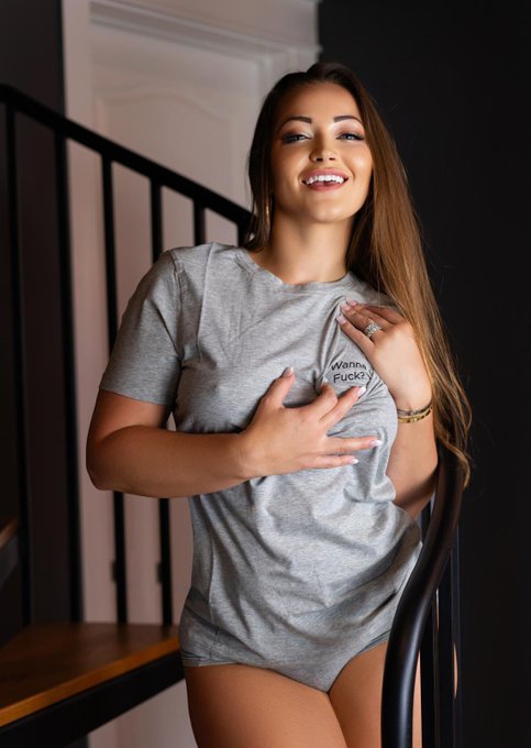 Make a bold statement with my daring shirt!  https://t.co/kWfJ1uhYum https://t.co/SpBurUtoOF