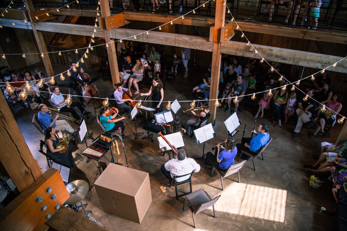 IntersectionCME's tweet image. Excited to return to #GreenDoorGourmet on December 2 for Playtime, a fun-filled, all ages concert! Full of accessible, whimsical music, this program pairs exciting works with delicious treats from #Nashville micro-chocolate factory, Poppy &amp;amp; Peep! Tickets: bit.ly/3ucPk9f