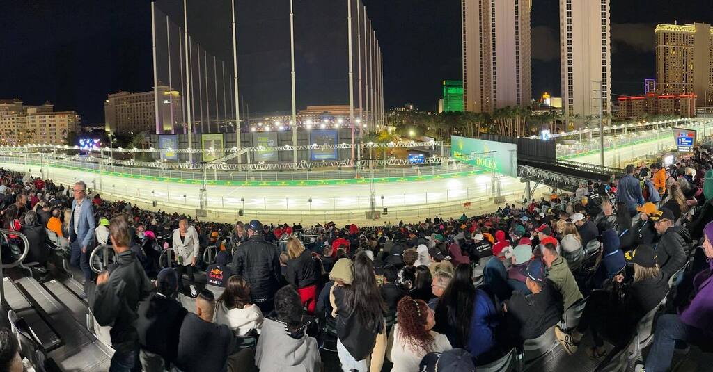 ChrisJamesChamp's tweet photo. This was absolutely nuts last night; working all week to attend the Las Vegas GP what a blast! #f1 #lasvegasgp https://t.co/mS9Is3b5kg