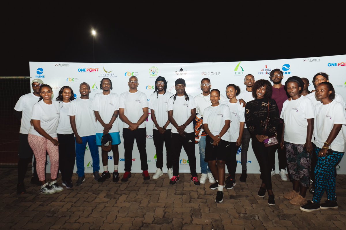 yb_foundation_'s tweet photo. Big thanks to our incredible Artists and supporters! Your relentless work impacts lives. 🎗 Your support is invaluable!🤍  @junokizigenza @RutiJoel @ShemNateteBrian  @PromesseK14  @SergeGirishya @realmusope @UncleAustinT @FabaSelekta  @OlvisMugabo  #Aisha #Hirwa @FranceMpundu https://t.co/VaMeYtAsSt