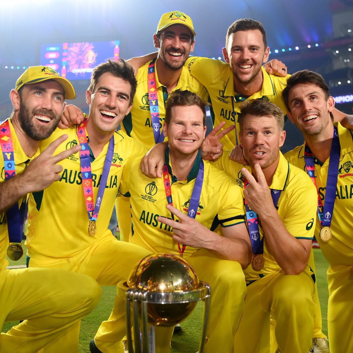 cricinfo's tweet photo. DOUBLE WORLD CUP CHAMPIONS - 2015 &amp; 2023 🙌 

🔥 Pat Cummins, Glenn Maxwell, Steven Smith, David Warner, Mitchell Marsh, Josh Hazlewood and Mitchell Starc win the ODI World Cup for the second time 🔥

#INDvAUS #CWC23 #CWC23Final https://t.co/dIMF5oIFZr