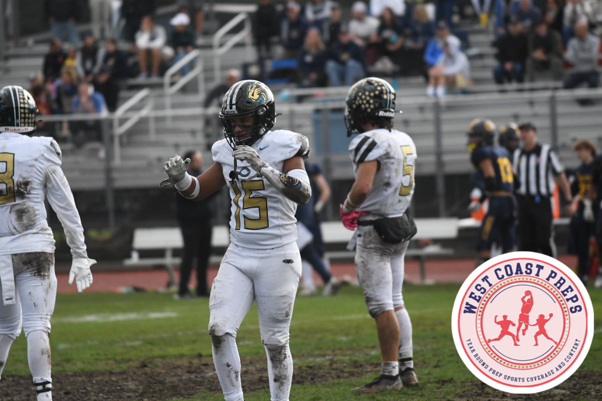 What. A. Comeback. 

Christopher rallied from a 17-point deficit to secure its spot in the CCS championship game.

Story: westcoastpreps.com/comeback-for-t…