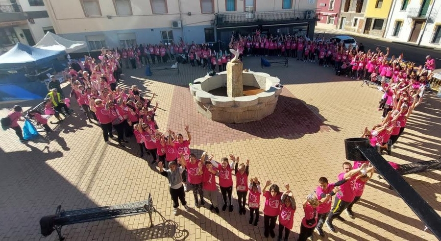 mirobrigaaldia's tweet photo. Nuevo éxito de la Marcha contra el Cáncer de Sancti-Spíritus con más de 350 participantes https://t.co/kcUUkTIlZX https://t.co/F5clkid2as