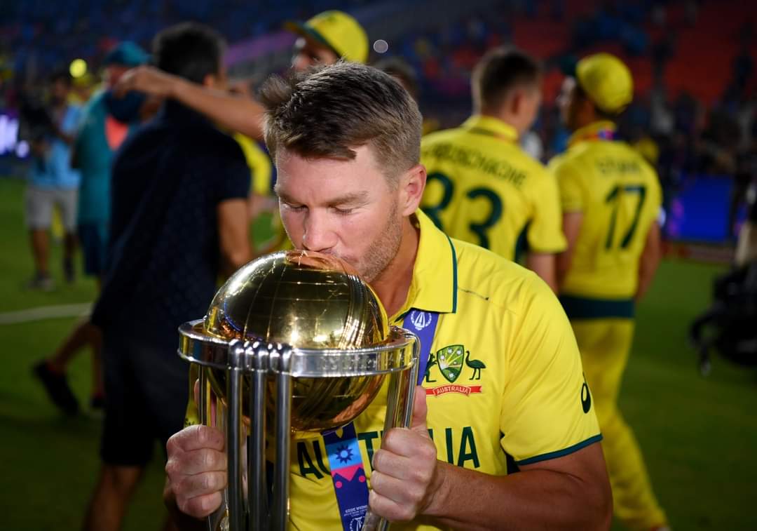 ShahidAhmadJan2's tweet photo. A Kiss brokes the millions of hearts 💔

#CWC23Final #INDvAUS #NarendraModiStadium #MissUniverse2023 #MissUniverse2023Live #BeACryptoPlayer @vikrantgupta73 @AleenaFacts @CricSubhayan https://t.co/jlstLtYmTx