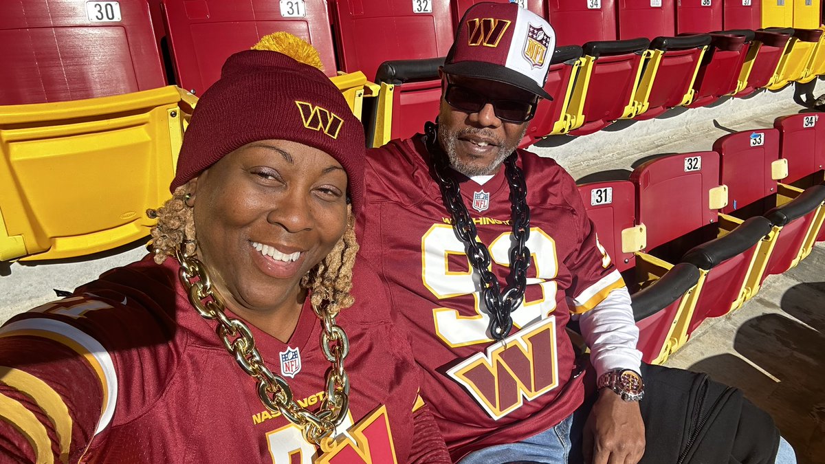 NaturalCurv's tweet image. Let’s GO!!!! #HTTC