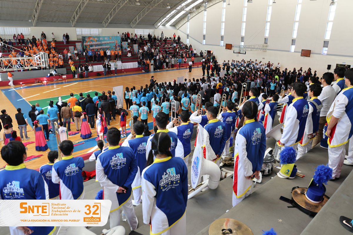 snteseccion32's tweet photo. Este año, el Sindicato Nacional de Trabajadores de la Educación conmemora el 80 aniversario de su fundación, en el marco de las celebraciones de tan importante fecha, se llevo a cabo...https://t.co/TNk29AqLLx

Nos vemos en la próxima.

#SNTE32 #EquipoPolítico https://t.co/dsCSDQI6wb