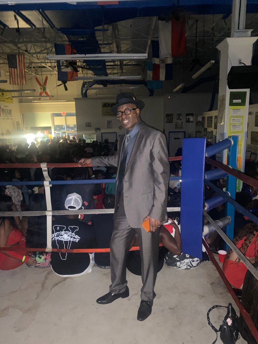 Dr_V_Issa's tweet photo. #FloridaClassic #DynamicGym after game party. No one can do it like the "real" #GenZ #HBCU students. #Sigmas (GOMAB) #Kappas #Alphas #Ques #Deltas #Zeltas #AKAs were stepping hard. Big thanks for the invite by our next generation of leaders. Go BCU! Go FAMU! https://t.co/fzcAuUik8n