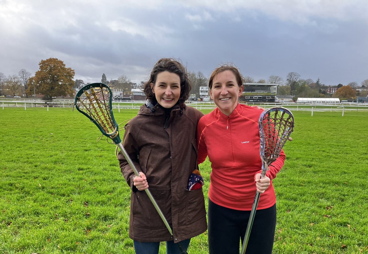 Day 19: A lacrosse skills lesson 🥍with Amy, who has played for England!  😀 Great fun, originates from
North America and is a contact sport 😬 I also visited the #ourfuturehealth van to take part in this research  programme.