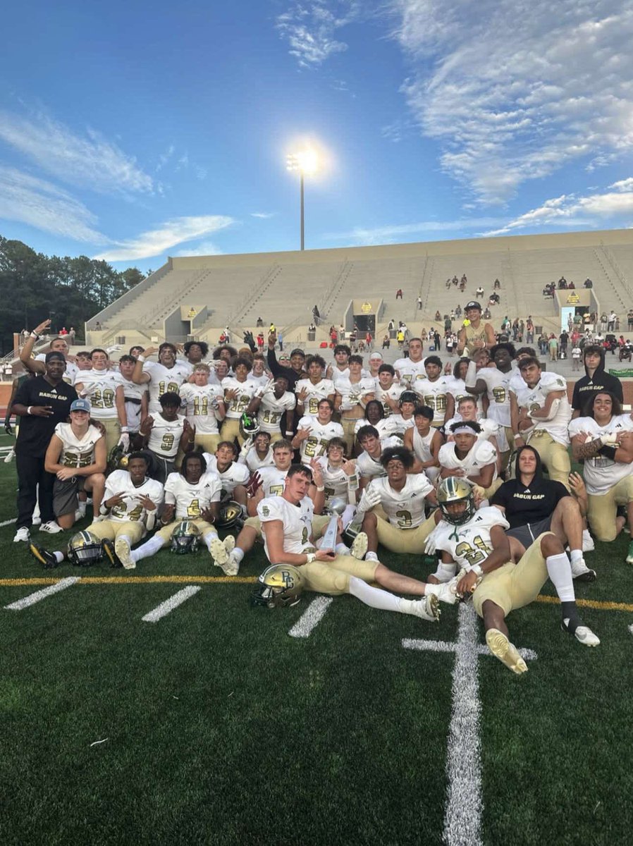 PritchettLawson's tweet image. Season did not end the way we wanted to but it was an honor and a privilege to go to war with my brothers every day. Onto the next chapter… #built4ships