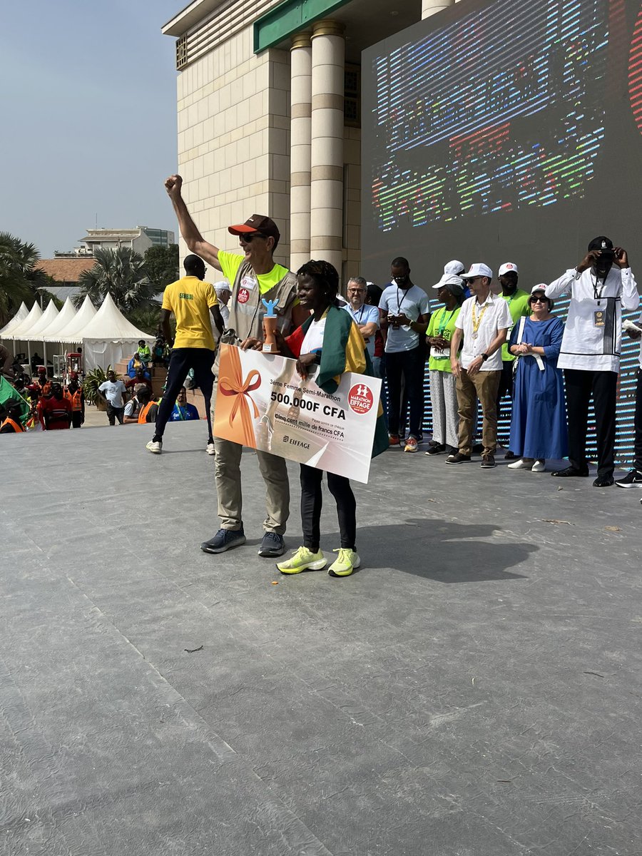 marathoneiffage's tweet photo. Top 3 Féminin Semi Marathon

AYEHU BITEW Abera 01:17:03 Éthiopie 🇪🇹 
JEPKOECH Doris 01:18.22 Kenya 🇰🇪 
ANAMING Maheza 01:22:59 Togo 🇹🇬 

👏👏👏

#CourezDakar2023 https://t.co/5cwzeDyhUm