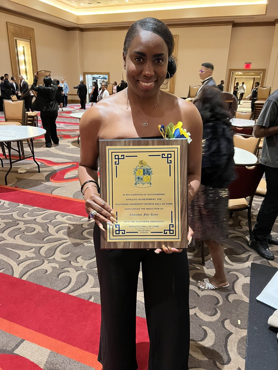 Dr_CNKiser's tweet image. I only have 3 words to say about last night’s  @SouthernUsports Hall of Fame Ceremony last night: Grateful.  Honored. Humbled. 💙💛