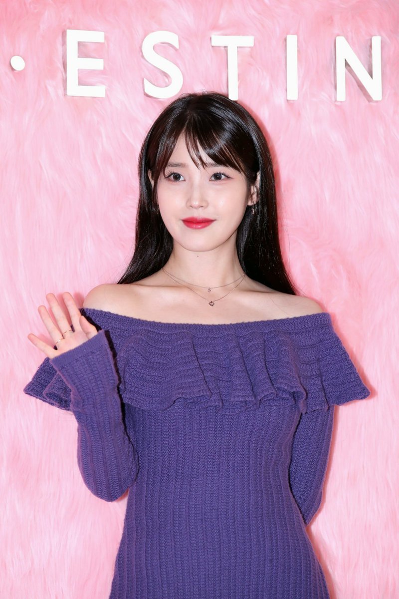 CyberpunkStar's tweet photo. 一张怼脸的都没有🥲
预览综合群 https://t.co/XG47YyhBg8

#李知恩 #IU #Korean https://t.co/L6zUnuTsja