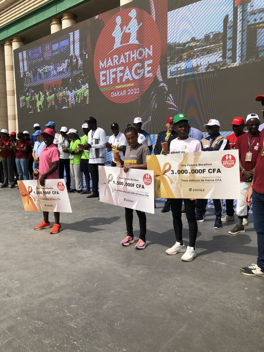 Top 3 Féminin 42 km 🤩 !!! 

MILGO Serser alice cherotich 02:43:57 Kenya 🇰🇪 
GEBREMEDHIN Azeb tesfay 02:57:29 Éthiopie 🇪🇹 
MANGA Pascaline a. «f» 03:47:45 Sénégal 🇸🇳 

#CourezDakar2023