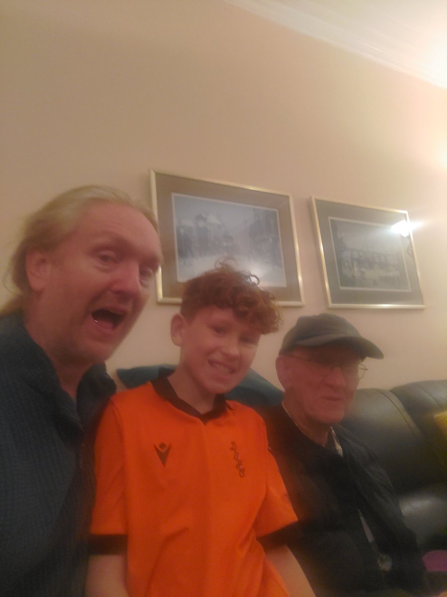 3 generations of Miller men talking about maths on #InternationalMensDay #InternationalMensDay2023