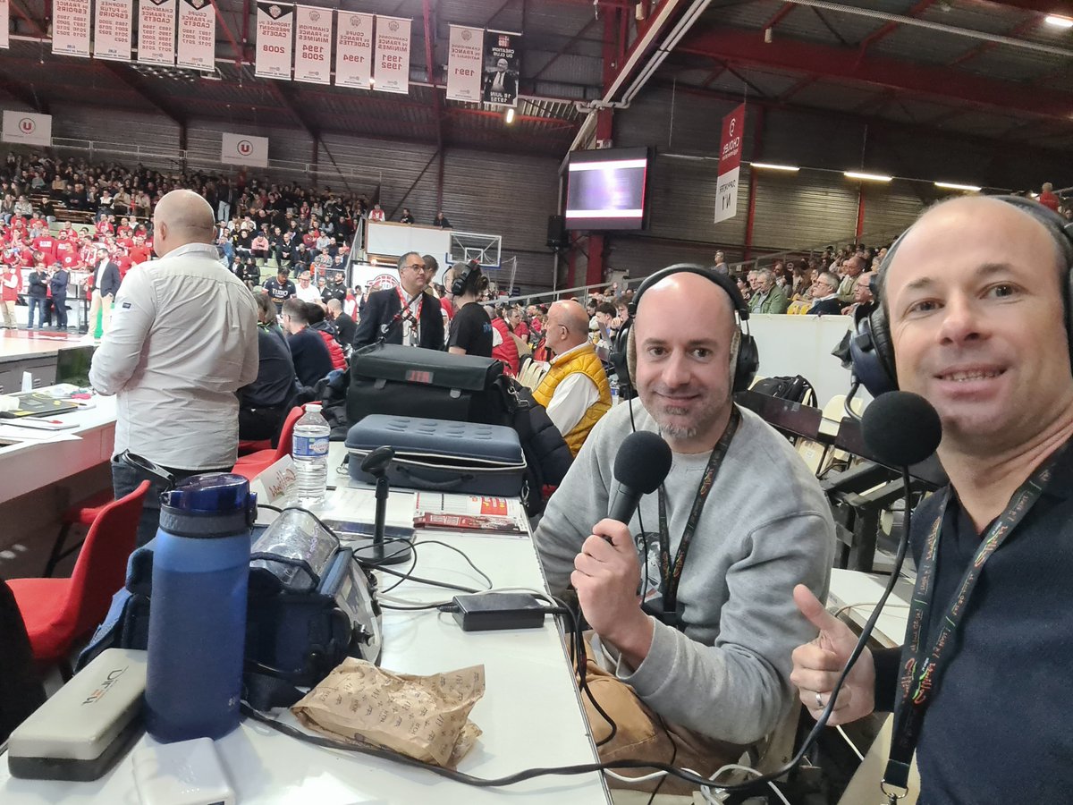 Vivez en direct le match de BetClic Elite entre Cholet Basket et l'ASVEL en direct avec François Larue et Fabien Malinge.