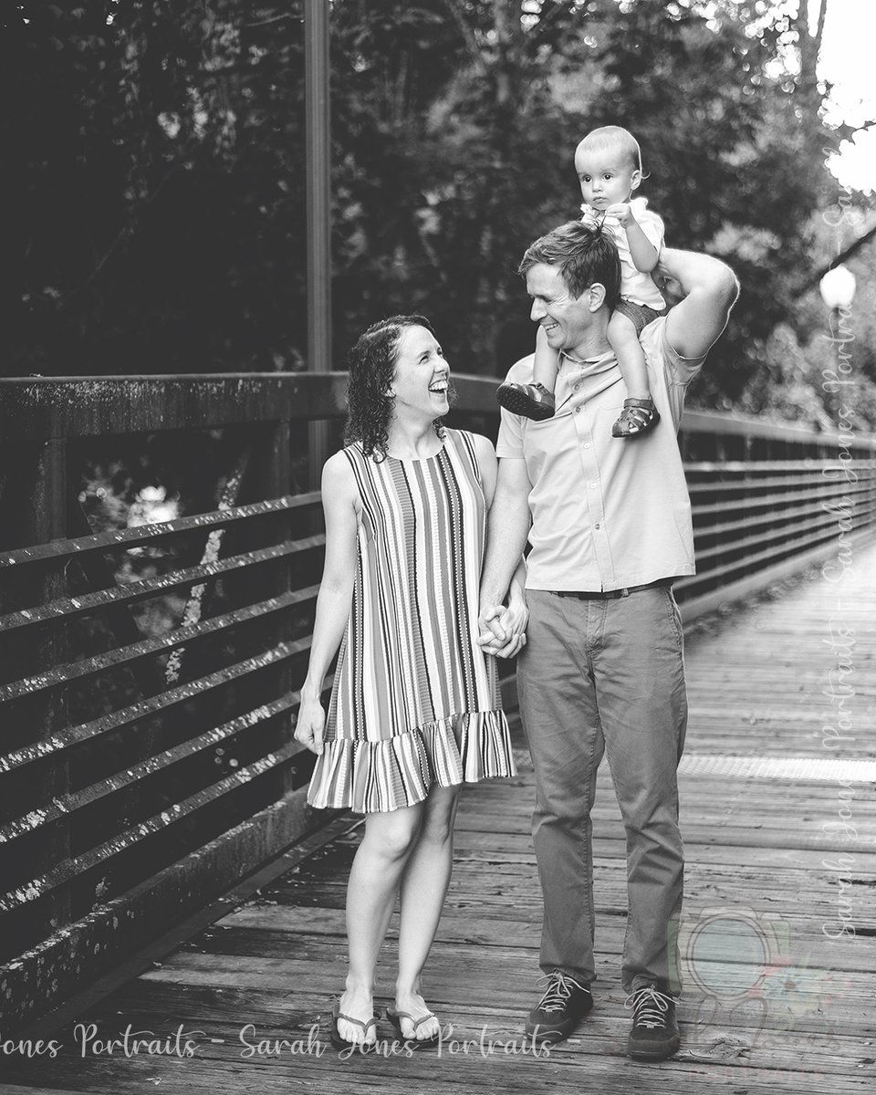 SarahJPortraits's tweet photo. Family portraiture is at the core of my business. I want to capture your family how you are, and how you want to remember this time in your life.
.
.
#sarahjonesportraits #franklintn #franklintnphotographer #franklintnphotography #familyphotographer #familyphotography https://t.co/bBOuVkkp3k
