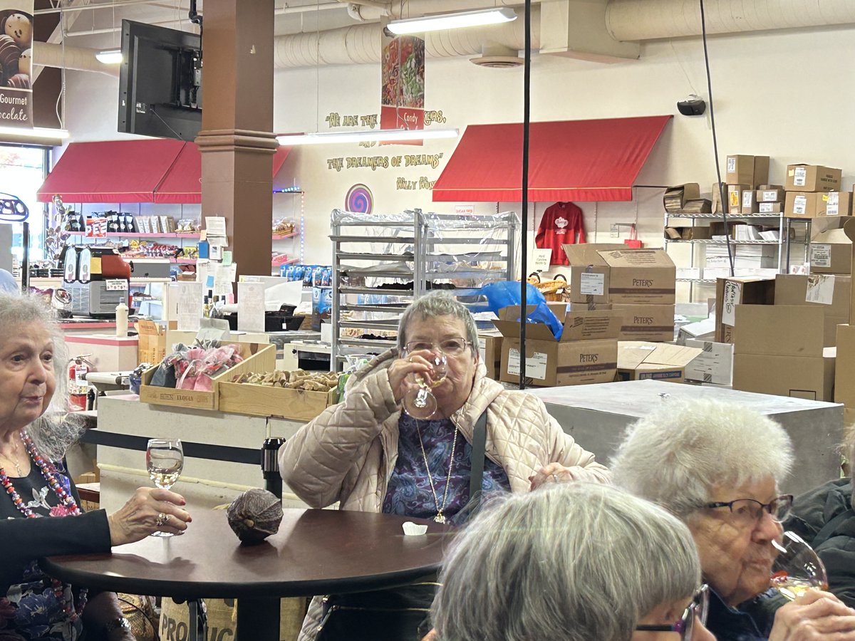 Thank you to Fantasy Candies for hosting us for a fun afternoon of wine and chocolate tasting! 🍫🍷

#FantasyCandies #WineTasting #ChocolateTasting #SeniorLiving #AssistedLiving #MenorahPark #ExcellenceInCaring