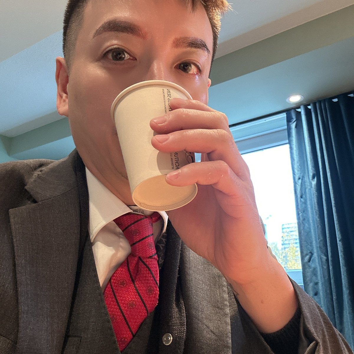 台灣回來馬上上班 我已經不知道自己在哪一個時區了😫