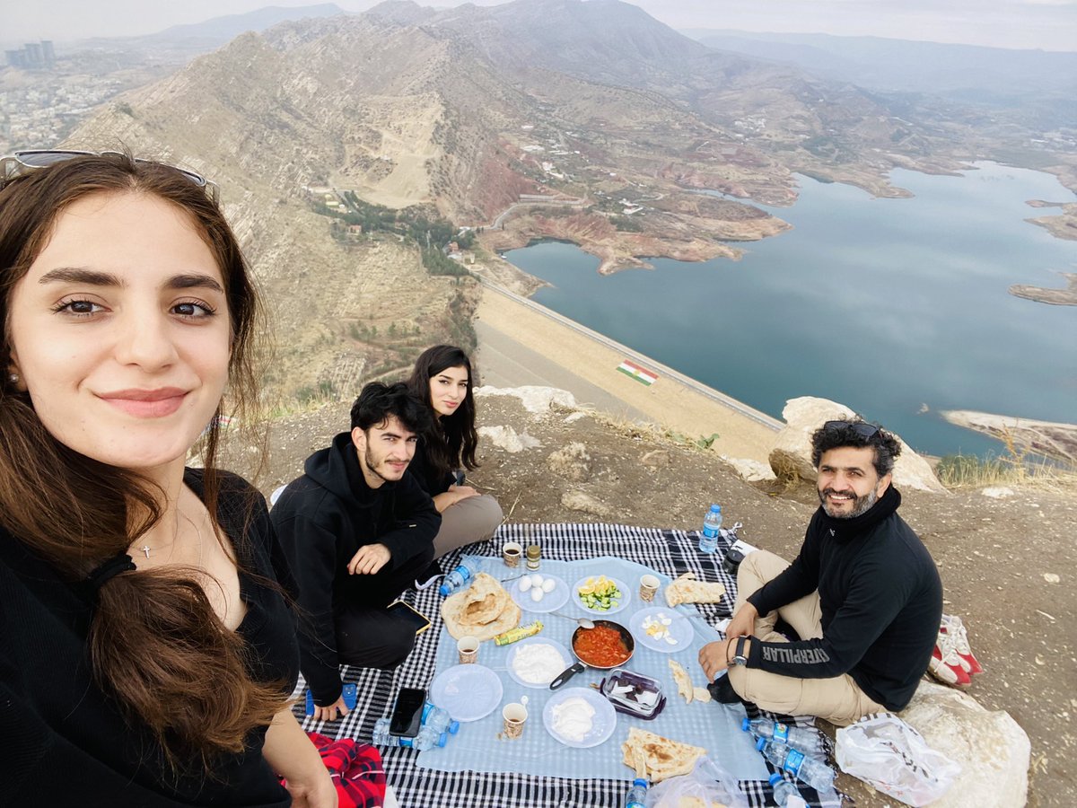 Lovely 👨‍🎓👩‍🎓 @DuhokUniversity Class of 2023 - 2024 , Class and hiking 🥾 🏔️ , Finding a harmony between teaching and living. #Duhok #Kurdistan #SamanOmar