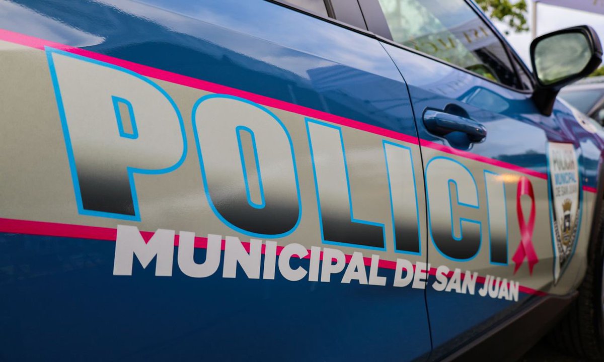 ¡Seguimos atendiendo las prioridades de las comunidades de #SanJuan! Hoy entregamos 18 nuevos vehículos para la Policía Municipal que fortalecen respuesta y patrullaje a toda hora, dotando así con mejores recursos a nuestros oficiales. #SJAvanzaPorTi <a href="/RepVictorPares/">Víctor L. Parés-Otero</a>