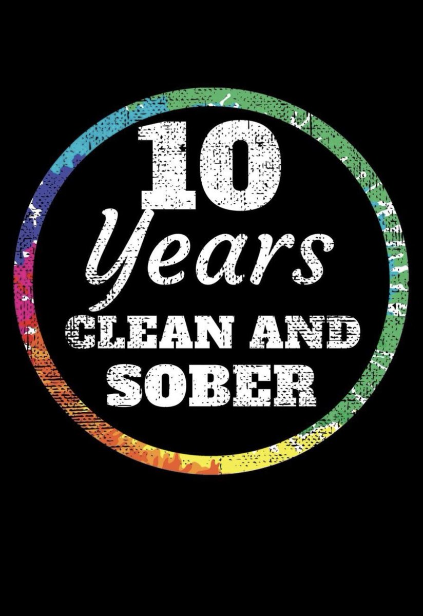 Today I have been clean and sober for 10 years. I got my shit together and got clean, I was on drugs for about 20 yrs. The thing of soberlife was my son because 8 month later I give birth to a healthy babyboy. #10yearssober #NA #cleanandsober