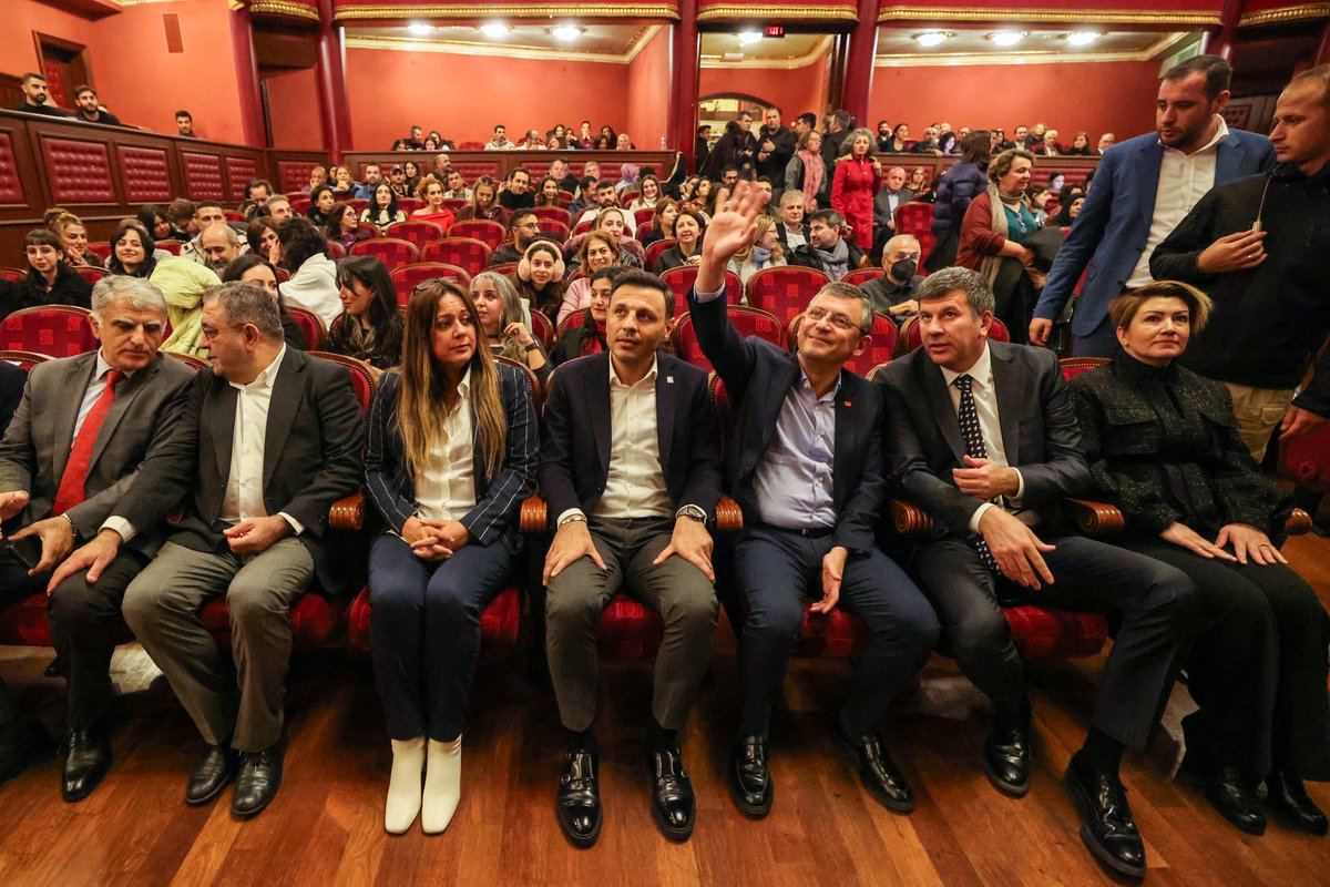 Özgür Özel tweet media