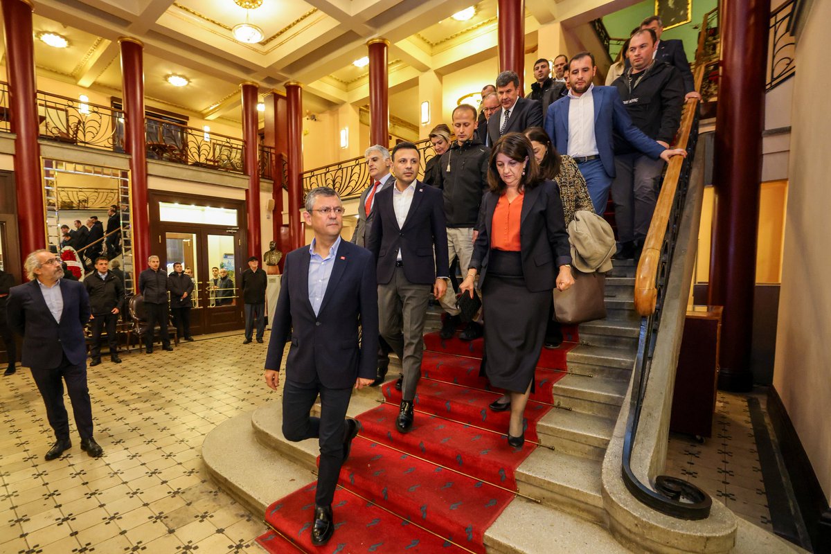 Özgür Özel tweet media