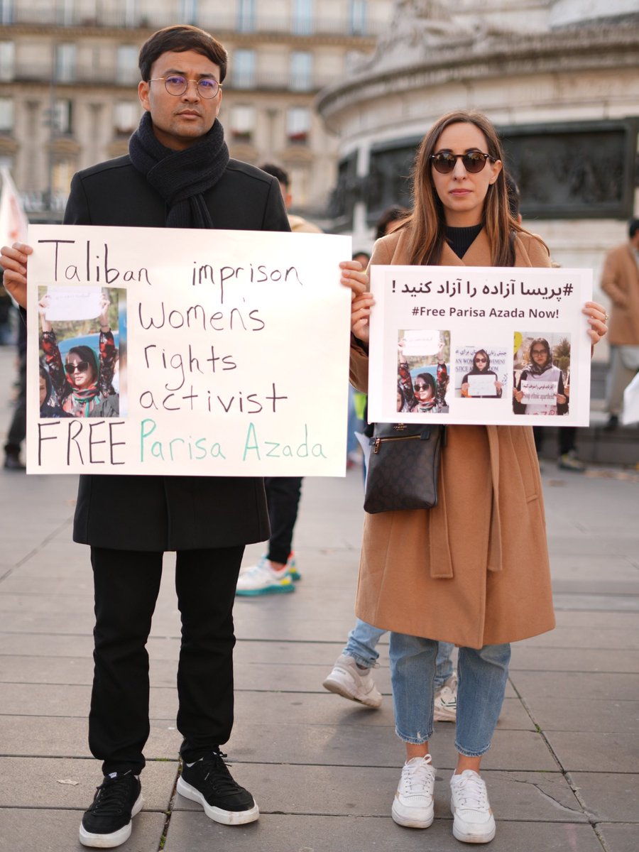 Jale_Akbari's tweet photo. Protest in Paris France today for women’s rights activist Parisa Azada, who has been imprisoned by the Taliban
#FreeParisaAzada
#StopHazaraGenocide
📸@mo_hussaini https://t.co/1Vb8M9CeCc