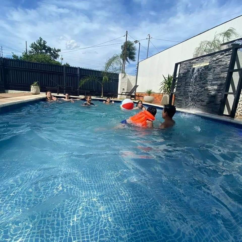 sanlonewspy's tweet photo. ¿Ya reservaste en #QuintaLua?🤩😍

Para todo tipo de acontecimientos sociales; bodas, cumpleaños, reunión de exas, celebraciones y más.

📌 Barrio Mitã'i, #SanLorenzo. 

📲Reservas al 0981-459-046. 

⚡ Redes sociales para seguir: Instagram, Tik Tok &amp; Facebook #QuintaLuaPy. https://t.co/tUKK7zo0c9