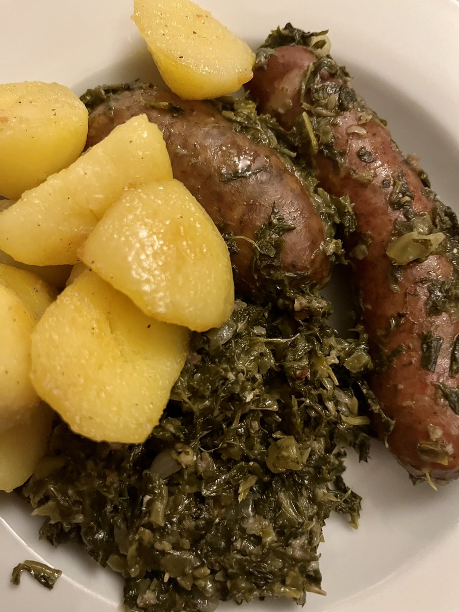 Farnkraut's tweet photo. Beziehungsstatus: norddeutsch https://t.co/bk4Mk4YYfd