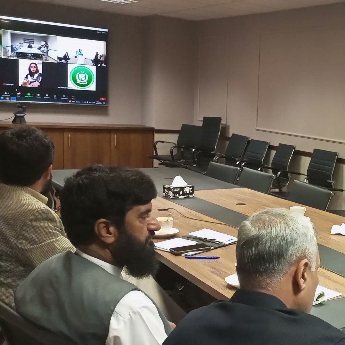 PWing2022's tweet photo. National Consultative meeting with representations of provincies on Population and Family Planning, on local production of contraceptives in Pakistan on 26th October, 2023, at National Resource Center of population, Ministry of National Health, Islamabad. https://t.co/f2Dkq0n4u5