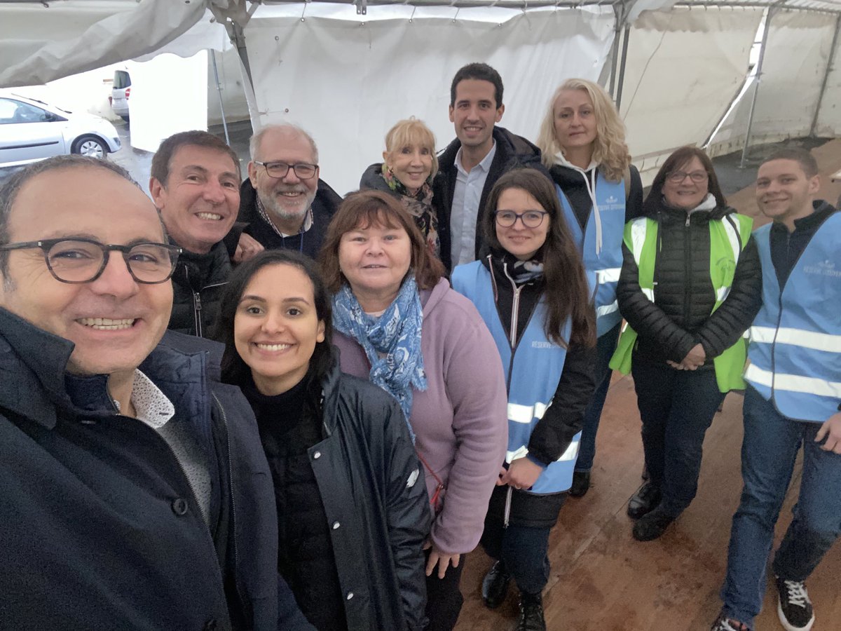 pierregomez92's tweet photo. Un week-end au service des rueillois ! https://t.co/nGJA7My46k