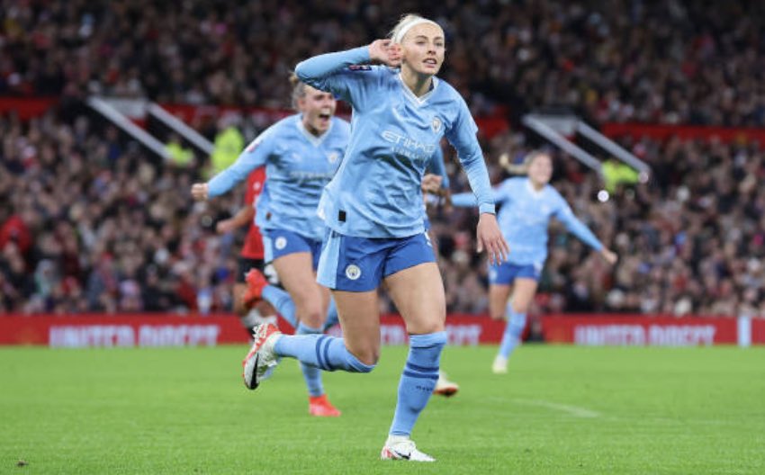 Erling Haaland 🤝 Chloe Kelly Silencing the Stretford End