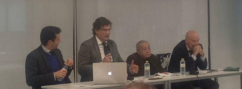 GuillermoRocaf1's tweet photo. El Viernes con el Maestro #DALMACIO NEGRO y otros Profesores Universitarios analizando en un #Foro Universitario el #Golpe de @sanchezcastejon y la #Brutalidad de la @policia.
Un Análisis académico y científico del proceso actual.
Vean #Vídeo del Acto
https://t.co/58ypAI5MjW