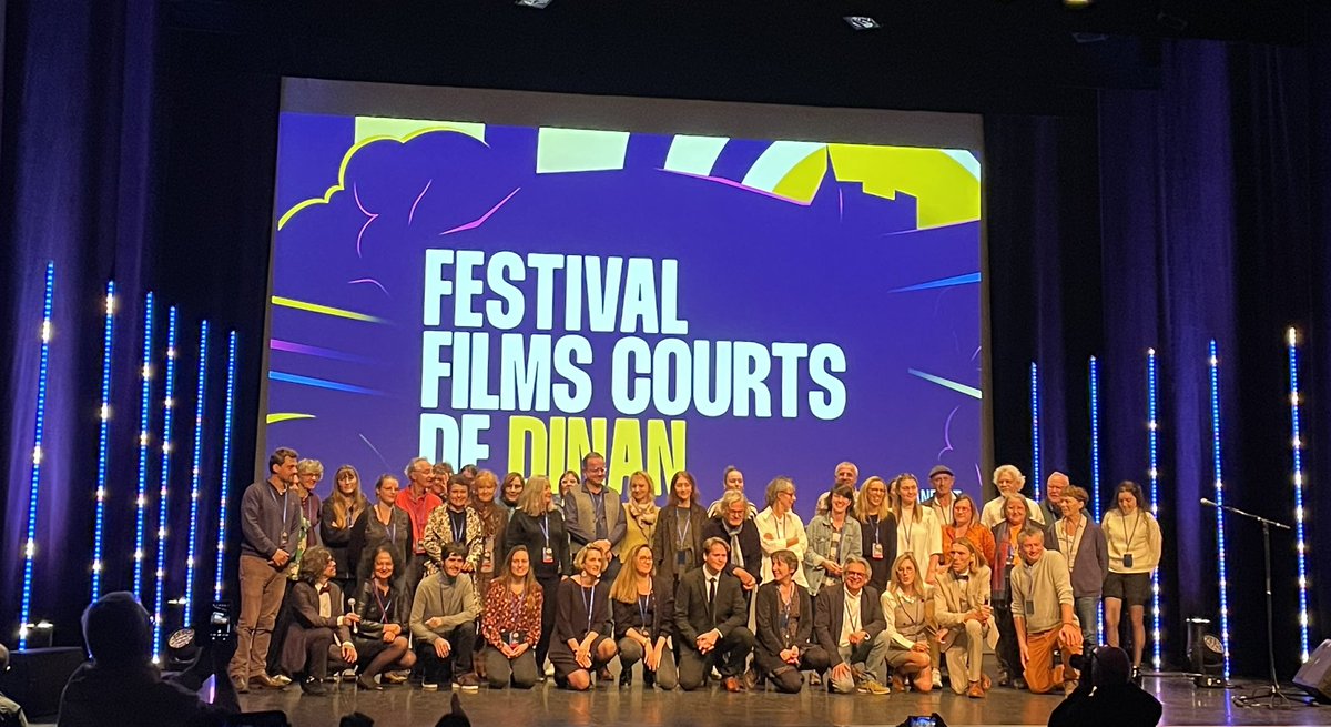 Clôture de la 6ème édition du Festival des films courts de Dinan.
35 films en compétition, 3.000 spectateurs en 4 jours, un jury présidé par <a href="/Antoine_Dulery/">Antoine_Duléry</a> qui a récompensé des jeunes talents.
Un grand bravo à @pgautierfr et à toute l’équipe de @dinanfest pour ce succès !