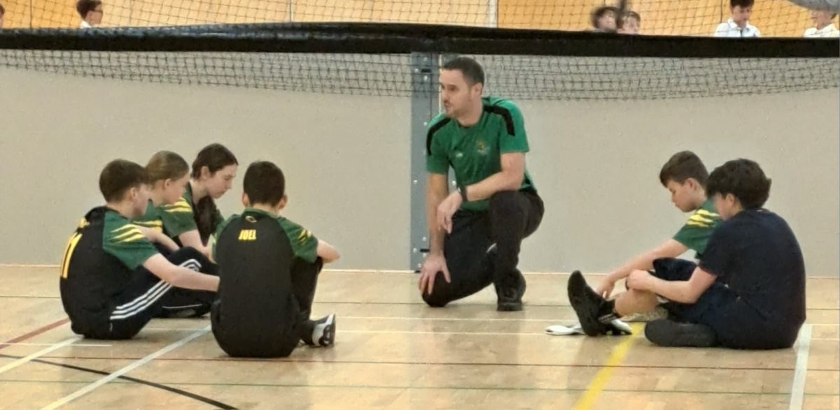 Ropley Open U15s played their first games of the season with a strong showing at the Winchester Warriors indoor tournament. Nine players across two games had a great afternoon to blow off the cobwebs. A brilliant set up for the rest of the season 🏏 #ropleyccfamily