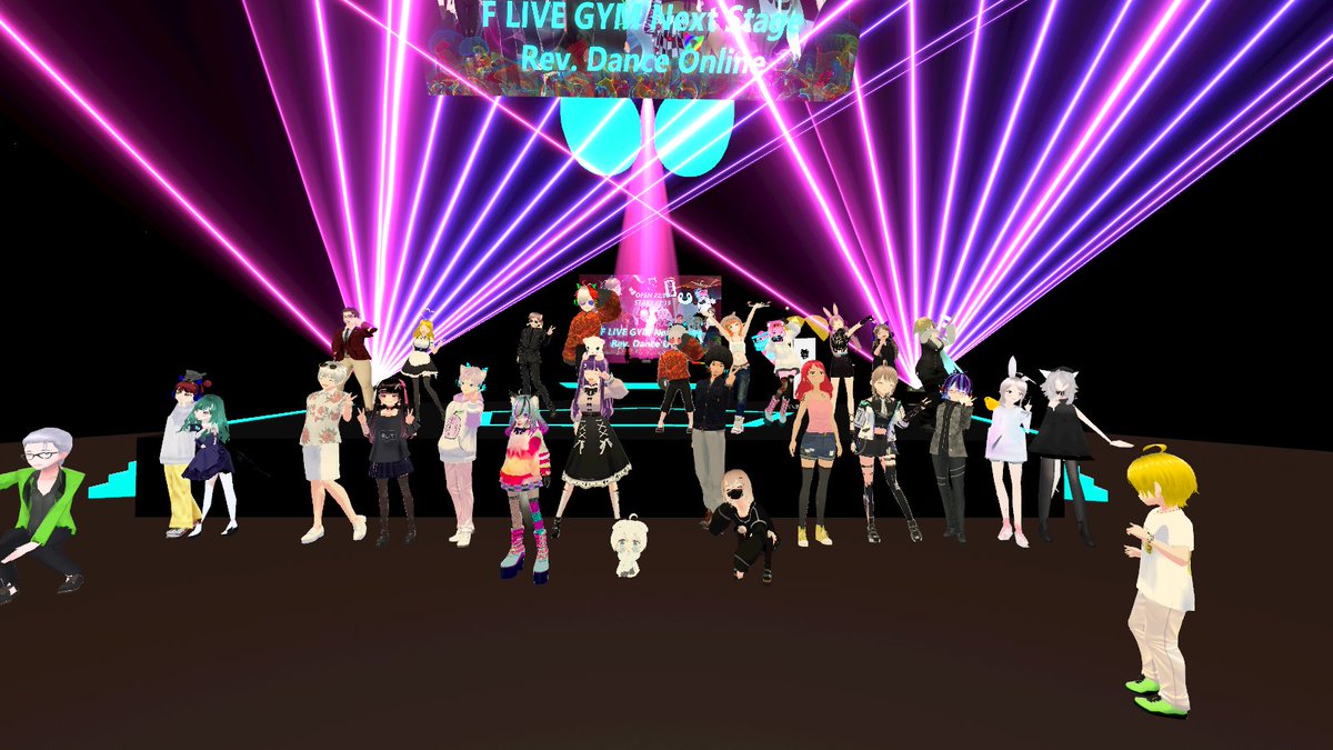 sabinekomomo153's tweet image. 見てたら踊りたくなったので、客席で踊ってきました😆
cluster.mu/e/ba84e000-611… #FLIVEGYM #DJ #TALKBOX #Dance #Freeper #大根オロチ #lmonor #たける #なび公 #meaめあ #Shigarami #showchick #すいみん #ひまわりん #nonoriん #VAuM #cluster