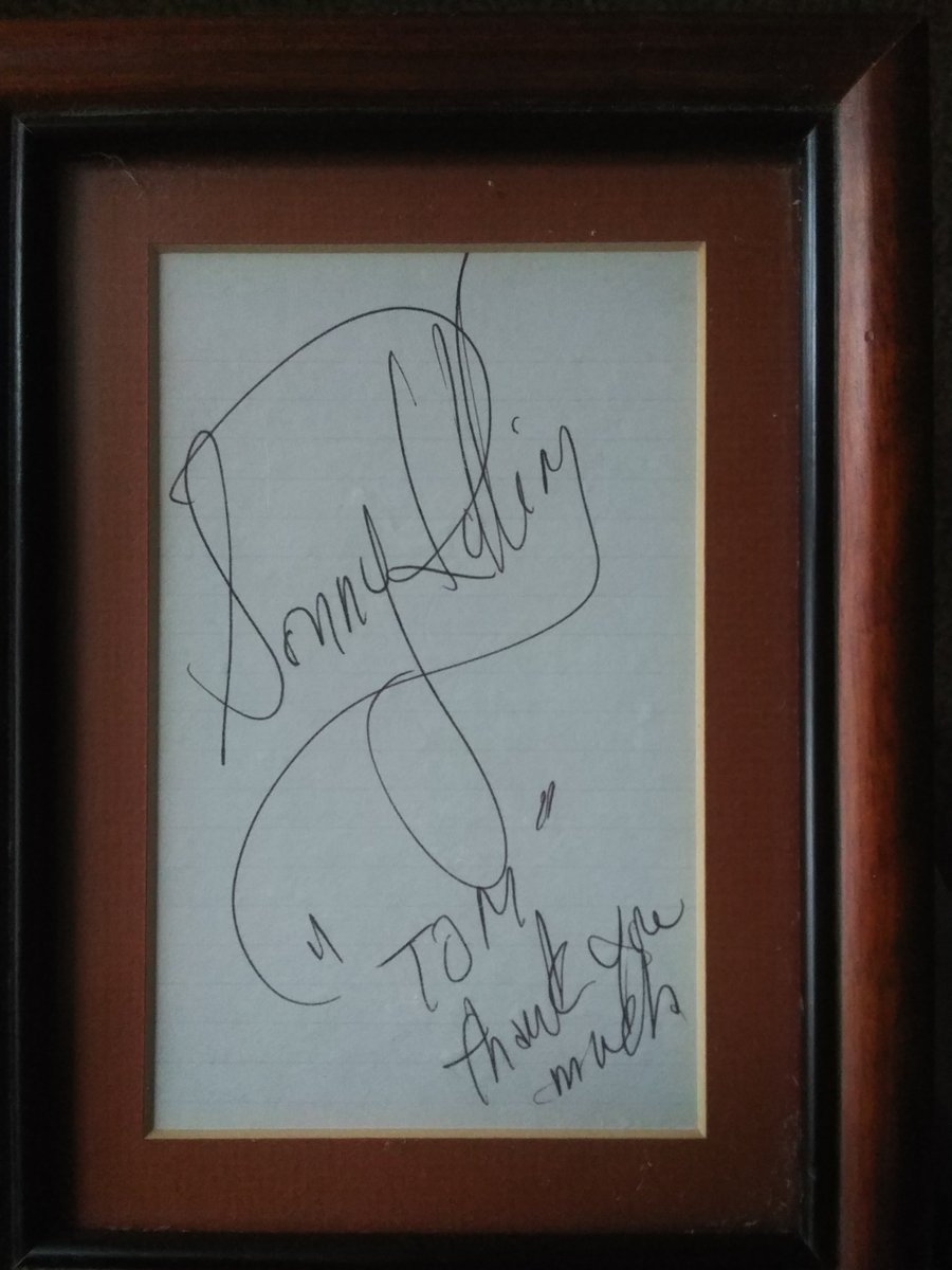 I had the utmost honor in chatting with Sonny Rollins in Buffalo once and introducing him to our Eastman Theatre stage in 2002! After his performance that wonderful night, l interviewed Sonny. God bless this iconic jazz giant!!!